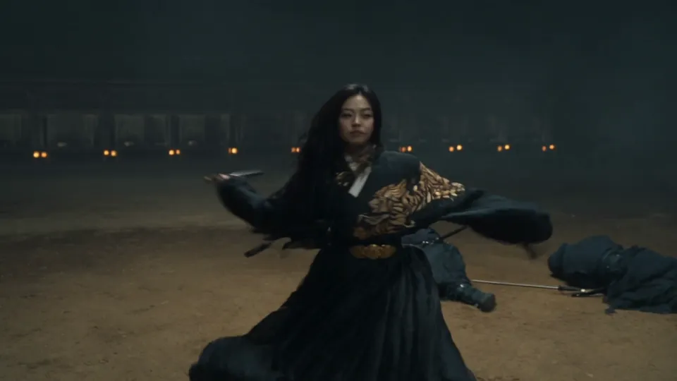 The wraith dances, blades out